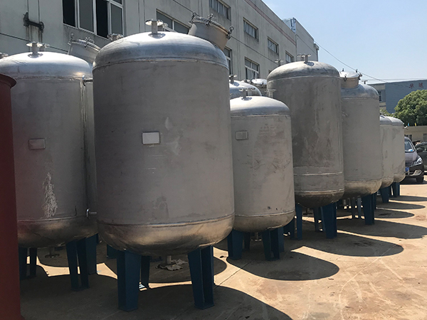 不銹鋼設(shè)備